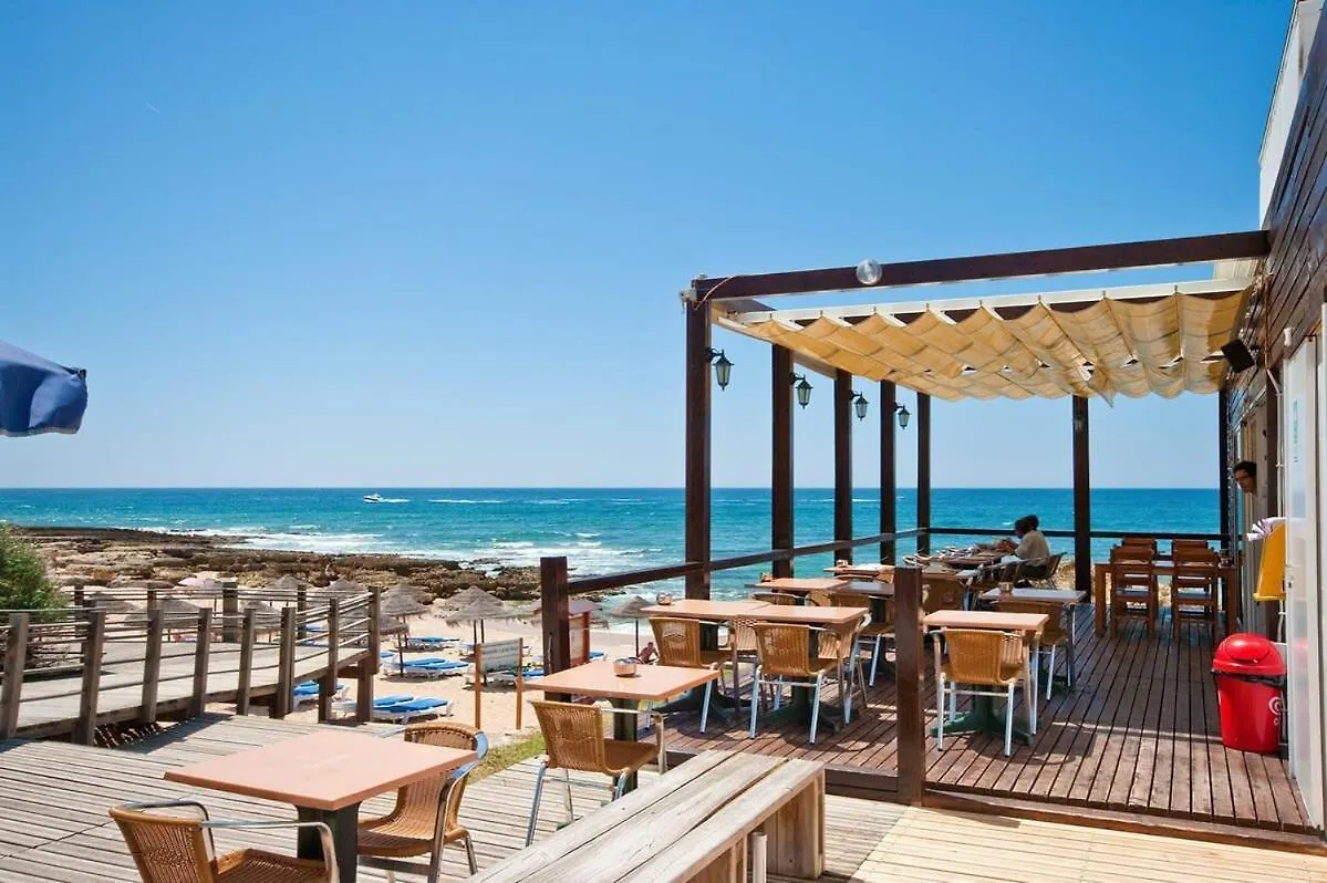 Villa Helene Norvilla: Luxury Retreat with Heated Pool Near Gale Beach Guia  Holiday home Guia (Faro)