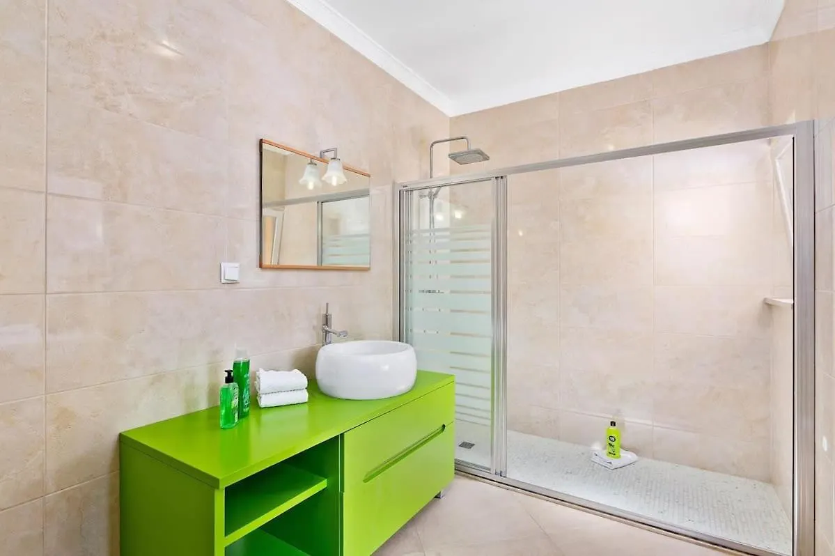 Holiday home Villa Helene Norvilla: Luxury Retreat with Heated Pool Near Gale Beach Guia